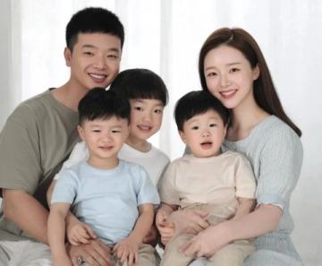 金庸逝世详情:生平简介及家庭成员一览表