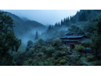 探秘川西康养胜地：彭祖山至雅女湖的自然之旅