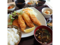 名古屋中部国际机场如何去市区？哪些餐厅值得推荐？