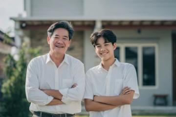 信阳企业家刘文新在好友家买猪肉后热情款待大家
