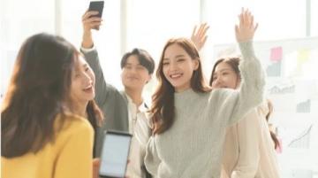如何在上海定制一场难忘的室内年会与团队建设活动?