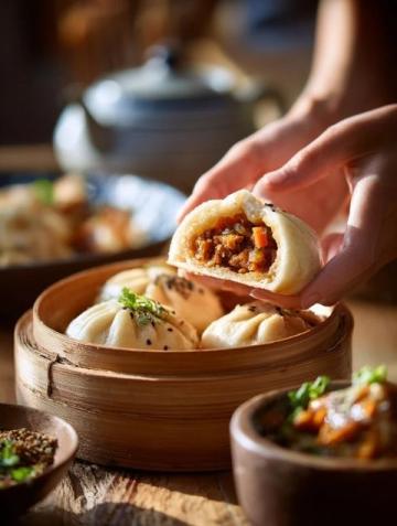 布达拉宫旁的暖心宝藏:卓玛阿姨的藏餐故事与美食