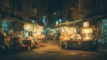 郑州夜市:灯火下的温情回忆与城市生活画卷