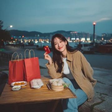 城城觉得女方爱钱(城城爱美食)