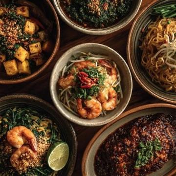 芒市美食指南:傣味、滇味和东南亚风味等你来挑战!