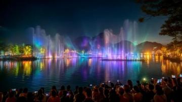 龙津湖今夜精彩:两大活动联动九个非遗集市,演绎龙岩采茶灯魅力