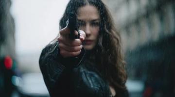 浙江海盐:女子订外卖迎来全副武装特警送达