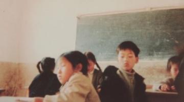 大连二十五中陪餐活动：舌尖上的温暖与守护