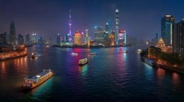 探索魔都魅力:五一上海旅游全攻略,享受外滩夜景、豫园古韵与迪士尼奇幻之旅