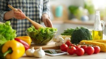 如何根据季节挑选食物?养生饮食指南了解一下