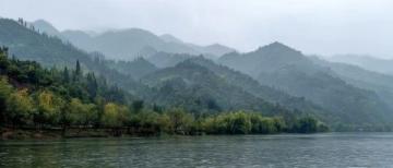 江河交汇京口瓜洲一水间