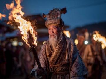 赤峰炭火上的游牧诗篇解构一场380元的草原盛宴