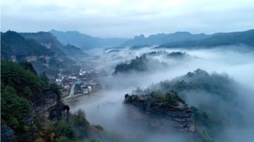 探寻扬州春季登山地：龙山与捺山的风光之旅