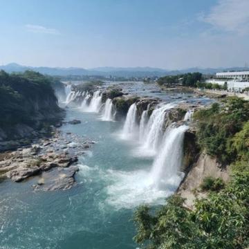 增城密苏里湖畔:瀑布徒步、温泉自助、私人温泉池及荔枝宴等精彩体验等着你!