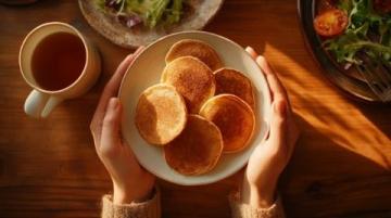 东北人忆往昔：从玉米大饼子到丰富餐桌变迁史