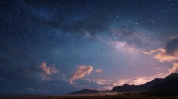 四川红原月亮湾游记:广袤草原、蜿蜒河流、星空银河
