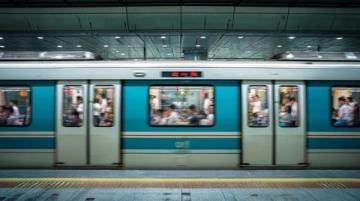 我在枣庄西站，记忆中的故乡之旅