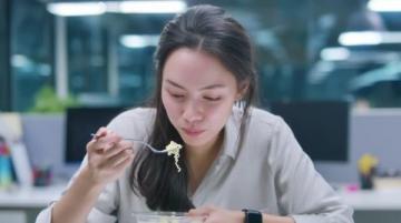 上班族常见的工作餐:实惠快捷,兼顾口与营养