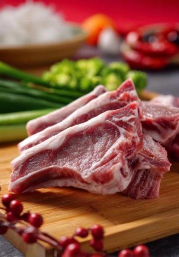 有朋友问李佳琦15分钟卖出的10000份的牛排是不是合成肉?质量到底怎么样?到底
