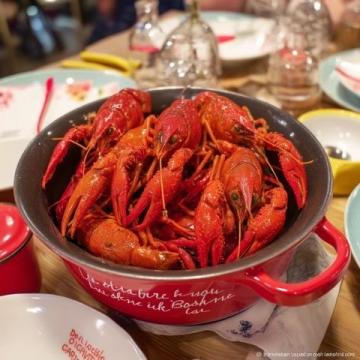 文和友龙虾馆:品尝奇异时空美食之旅