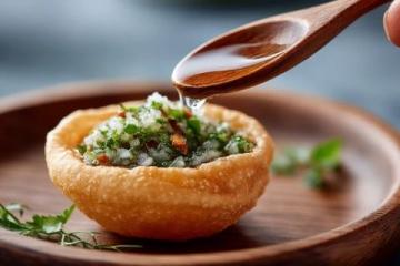 品尝河豚:美味与风险同在的海鲜佳肴