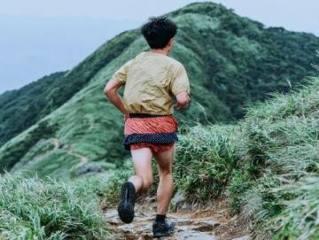 山海同行”和平接力跑活动在潍坊滨海激情启动