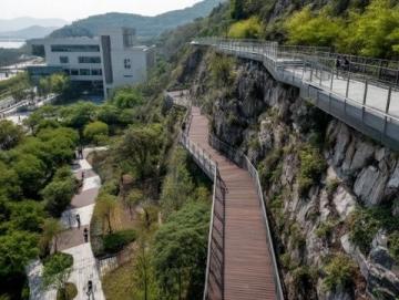探秘莫干山：江浙沪避暑胜地的绿色仙境指南