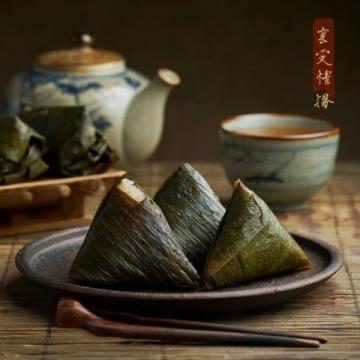 传统大餐！广西的五色糯米饭有着600多年的历史和深厚的文化.