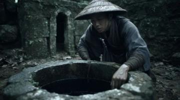 陈龙居士考察鹤山横江后山风水:探讨钟氏家族墓穴选址问题