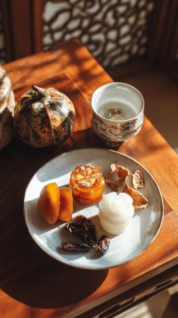 南方地区的特色美食推荐：广东早茶、福建佛跳墙、广西螺蛳粉……不可错过的味蕾之旅