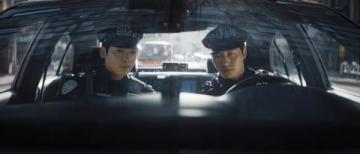 浙江海盐:女子订外卖迎来全副武装特警送达