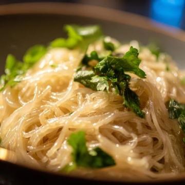炒拉条的家常做法(美食炒拉条)