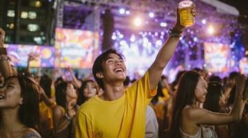 夏日经济新赛道:清凉消费与夜游场景释放千亿活力