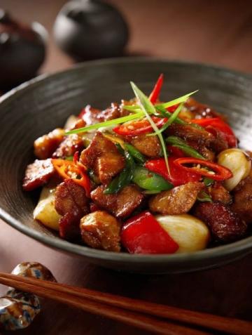张掖特色美食“炒炮”：豪爽风味背后的独特魅力
