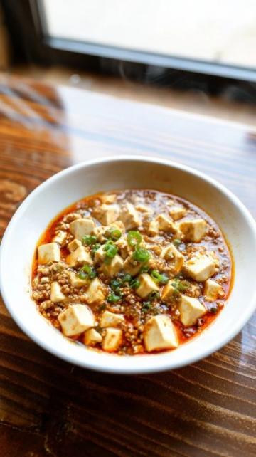 养生必备白菜豆腐三鲜汤,简单营养,老少皆宜