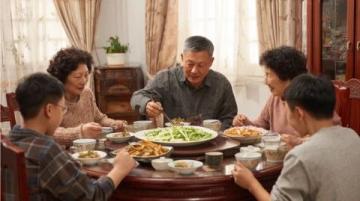 家庭版治愈拌饭秘籍:生菜牛肉拌出减脂新境界,一口接一口的自然享受