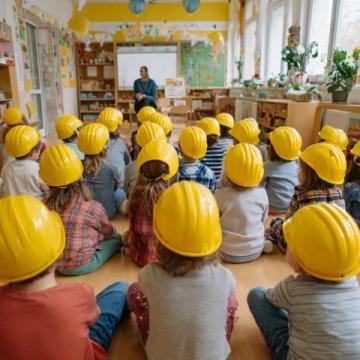 幼儿园开学防疫知识小常识(幼儿园开学第一课先学防疫卫生保健知识)