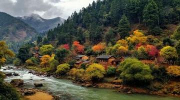 10月中国最美秋景推荐:稻城亚丁、喀纳斯等地不容错过