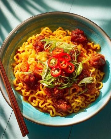 炒拉条的家常做法(美食炒拉条)