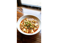 养生必备白菜豆腐三鲜汤，简单营养，老少皆宜