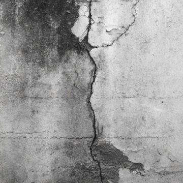 墙固就是指水泥、混凝土等建筑材料固化后的硬性物质。
