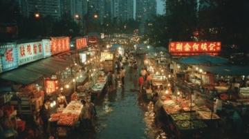 夜幕下的枣庄东湖夜市美景与美食共赏