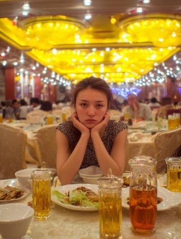 权哥带美籍华人朋友尝遍郑州美食,粤菜馆体验如何?