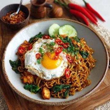 炒拉条的家常做法(美食炒拉条)