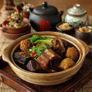 中秋美食指南:螃蟹烩与家常做法