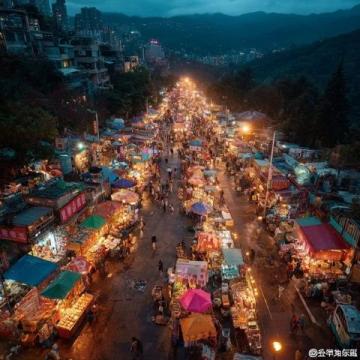 山巅至味:登泰山必试五款特色美食