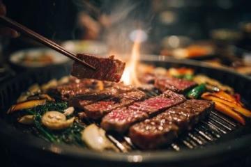 宿州苏宁广场十三市烤肉局新品上市,邀您品鉴石烤肉美食盛宴
