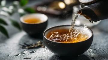 今天在海南博鳌,和亲友一起去品尝本地颇有名气的琼海老爸茶