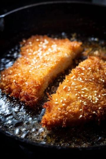在家自制酥脆无骨炸鸡:步骤详尽,味蕾盛宴,不输餐厅品质