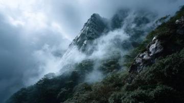 武功山:雨后的艰难抉择